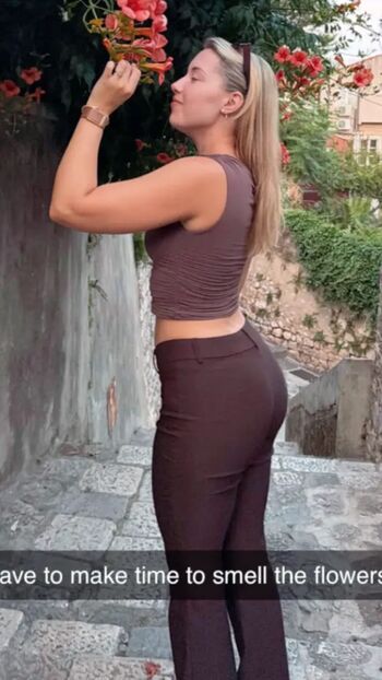 Full leaked Pineapplebrat private onlyfans photo