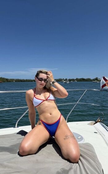 Full leaked Pineapplebrat private onlyfans photo