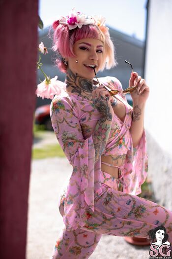 Full leaked Pink suicide page private onlyfans photo