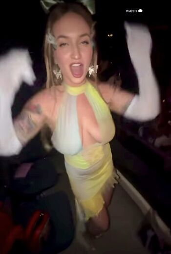 Full leaked Pinkbunny poison page private onlyfans photo