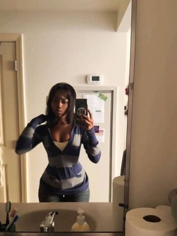 Full leaked Pinkcellphon private onlyfans photo