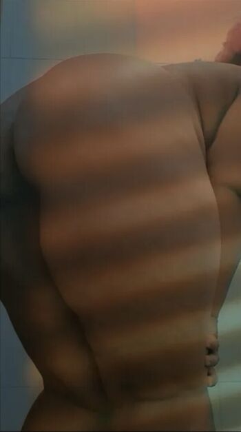 Full leaked Pinkie chubby private onlyfans photo