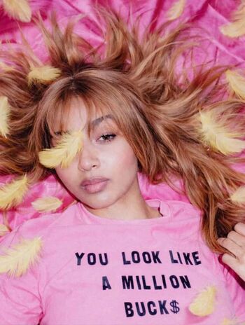 Full leaked Pinkpantheress page private onlyfans photo