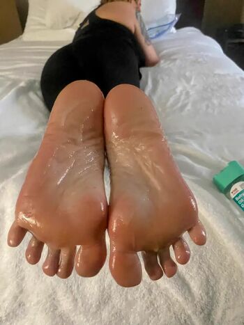 Full leaked Pipersweetfeet private onlyfans photo