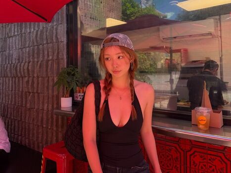 Full leaked Pipluptiny page private onlyfans photo