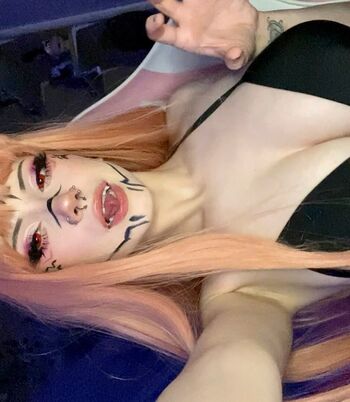 Full leaked Pipssqueakss private onlyfans photo