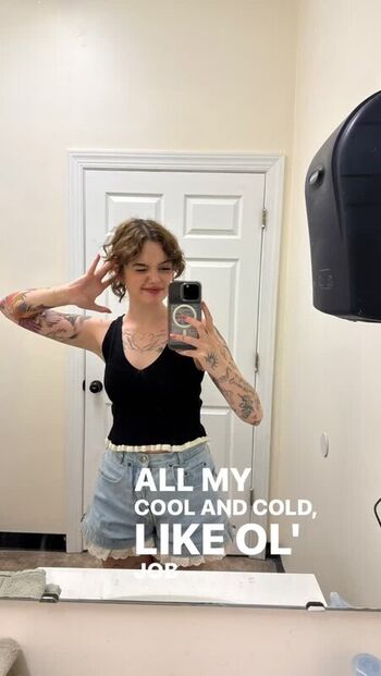 Full leaked Pissflavoredlemonade private onlyfans photo