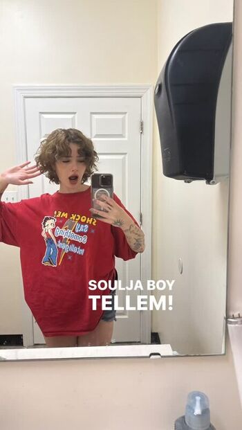 Full leaked Pissflavoredlemonade private onlyfans photo
