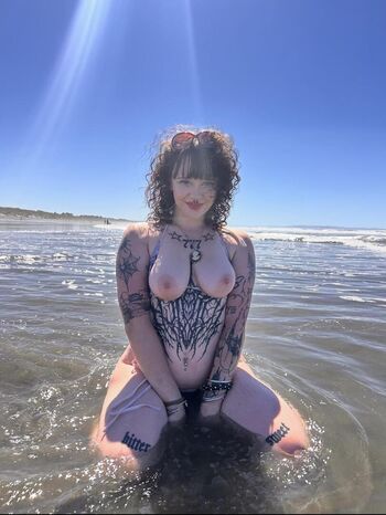 Full leaked Pixiecxm private onlyfans photo