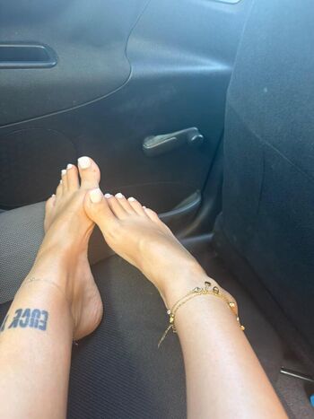 Full leaked Plantes de pieds candid page private onlyfans photo
