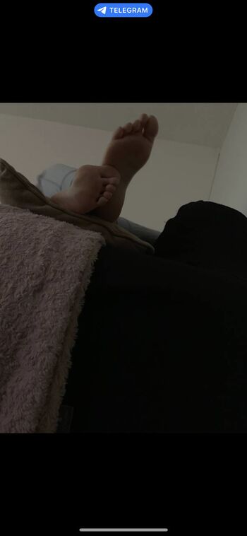 Full leaked Plantes de pieds candid page private onlyfans photo