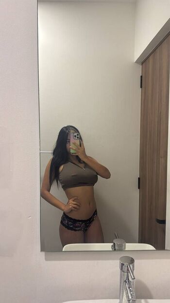 Full leaked Plata shail page private onlyfans photo