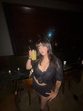 Full leaked Plsmeowtome private onlyfans photo