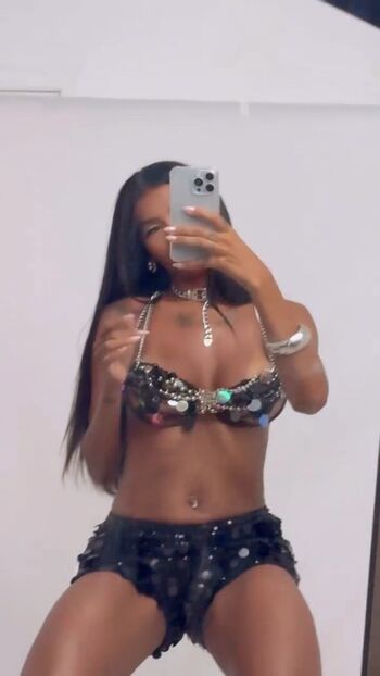 Full leaked Pocah page private onlyfans photo