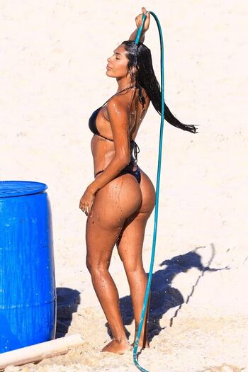 Full leaked Pocah private onlyfans photo