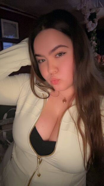 Full leaked Poggoddess private onlyfans photo