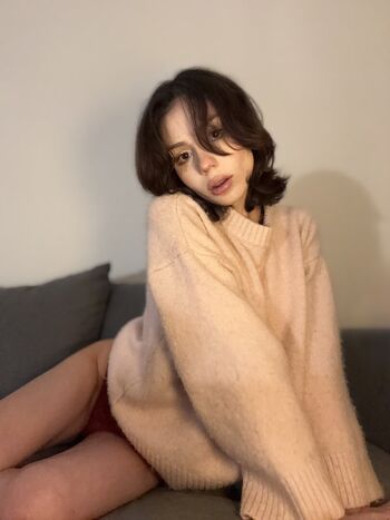 Full leaked Pohuii private onlyfans photo