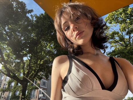 Full leaked Pohuii private onlyfans photo