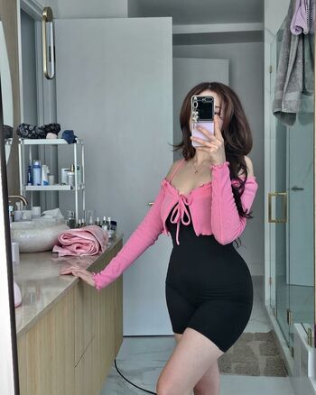 Full leaked Pokimanelol private onlyfans photo
