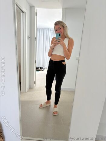 Full leaked Polaluna private onlyfans photo