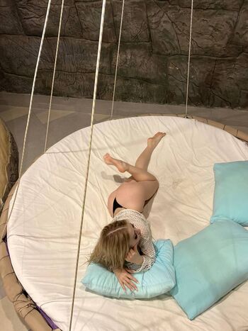 Full leaked Polina li private onlyfans photo