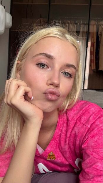 Full leaked Polina malinovskaya page private onlyfans photo