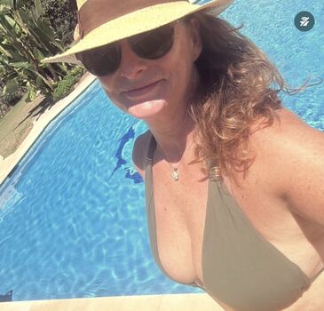 Full leaked Politicians female private onlyfans photo