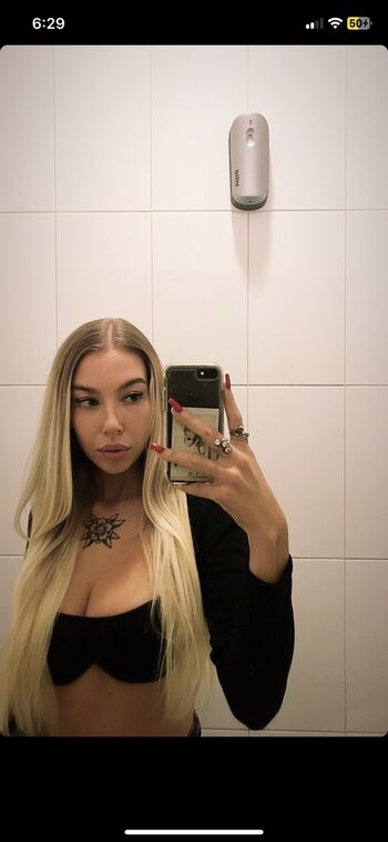 Full leaked Polyestergrl private onlyfans photo