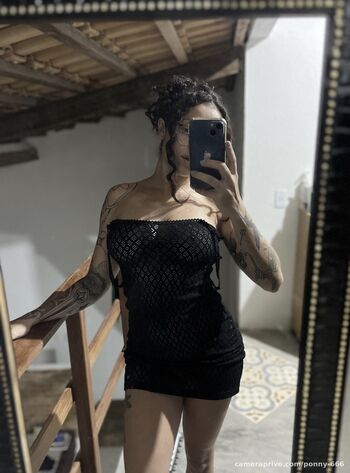 Full leaked Ponny private onlyfans photo