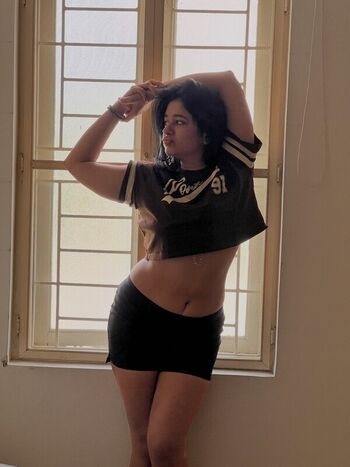 Full leaked Poonam bajwa private onlyfans photo