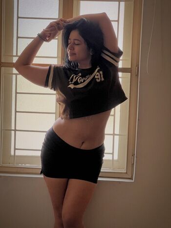 Full leaked Poonam bajwa private onlyfans photo