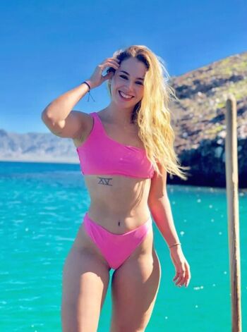 Full leaked Pop star private onlyfans photo