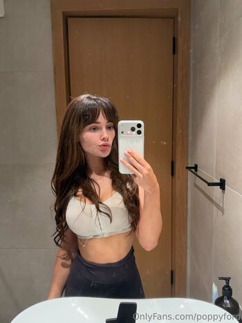 Full leaked Poppy ford private onlyfans photo