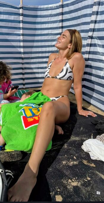Full leaked Poppy hollins private onlyfans photo