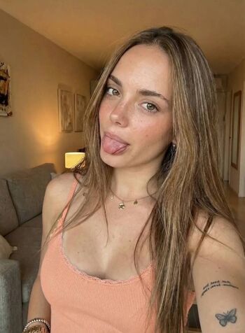 Full leaked Poppy lawson private onlyfans photo