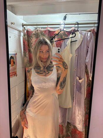 Full leaked Poppy moon private onlyfans photo