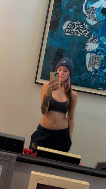 Full leaked Poppy quinn private onlyfans photo