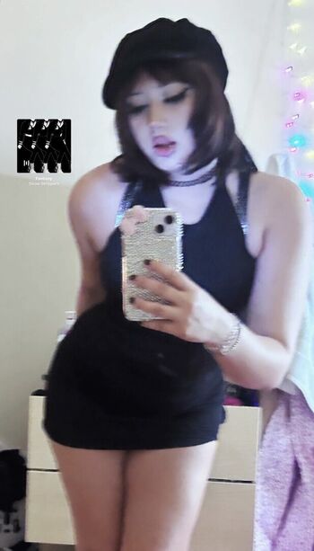 Full leaked Porcelaindollpieces private onlyfans photo