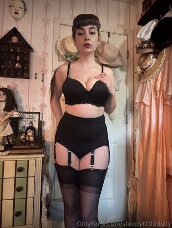 Full leaked Porcelainmilkbottle private onlyfans photo