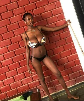 Full leaked Poupemimi private onlyfans photo