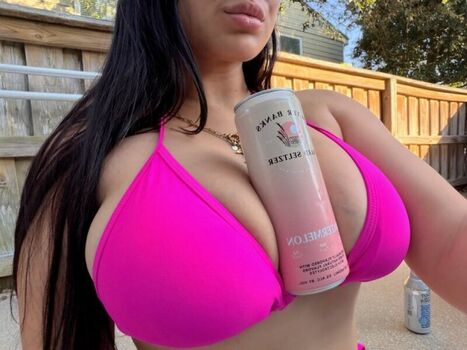 Full leaked Pouty panda private onlyfans photo