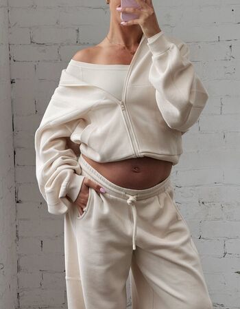 Full leaked Pregnant celebs page private onlyfans photo