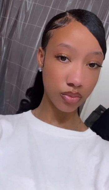 Full leaked Prettii miraclee private onlyfans photo
