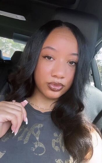 Full leaked Prettii miraclee private onlyfans photo