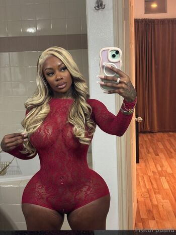 Full leaked Prettiipaaiid private onlyfans photo
