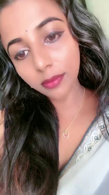 Full leaked Pretty rekha private onlyfans photo