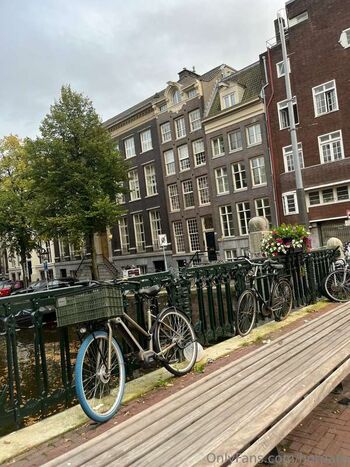 Full leaked Pretty wheelchair girl private onlyfans photo