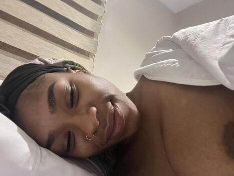 Full leaked Pretty yunique private onlyfans photo