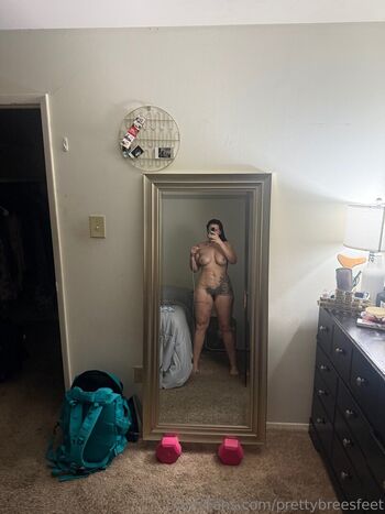 Full leaked Prettybreesfeet private onlyfans photo