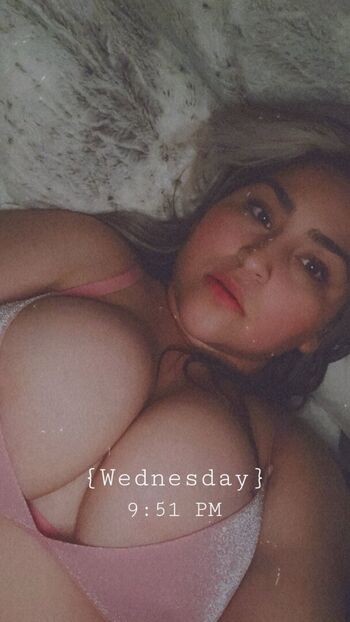 Full leaked Prettyinpinqq private onlyfans photo